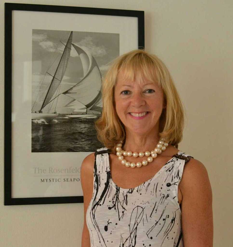 Curry puffs and how a Portuguese snack arrived in Southeast Asia withinside the 1500s and have become successful throughout the vicinity